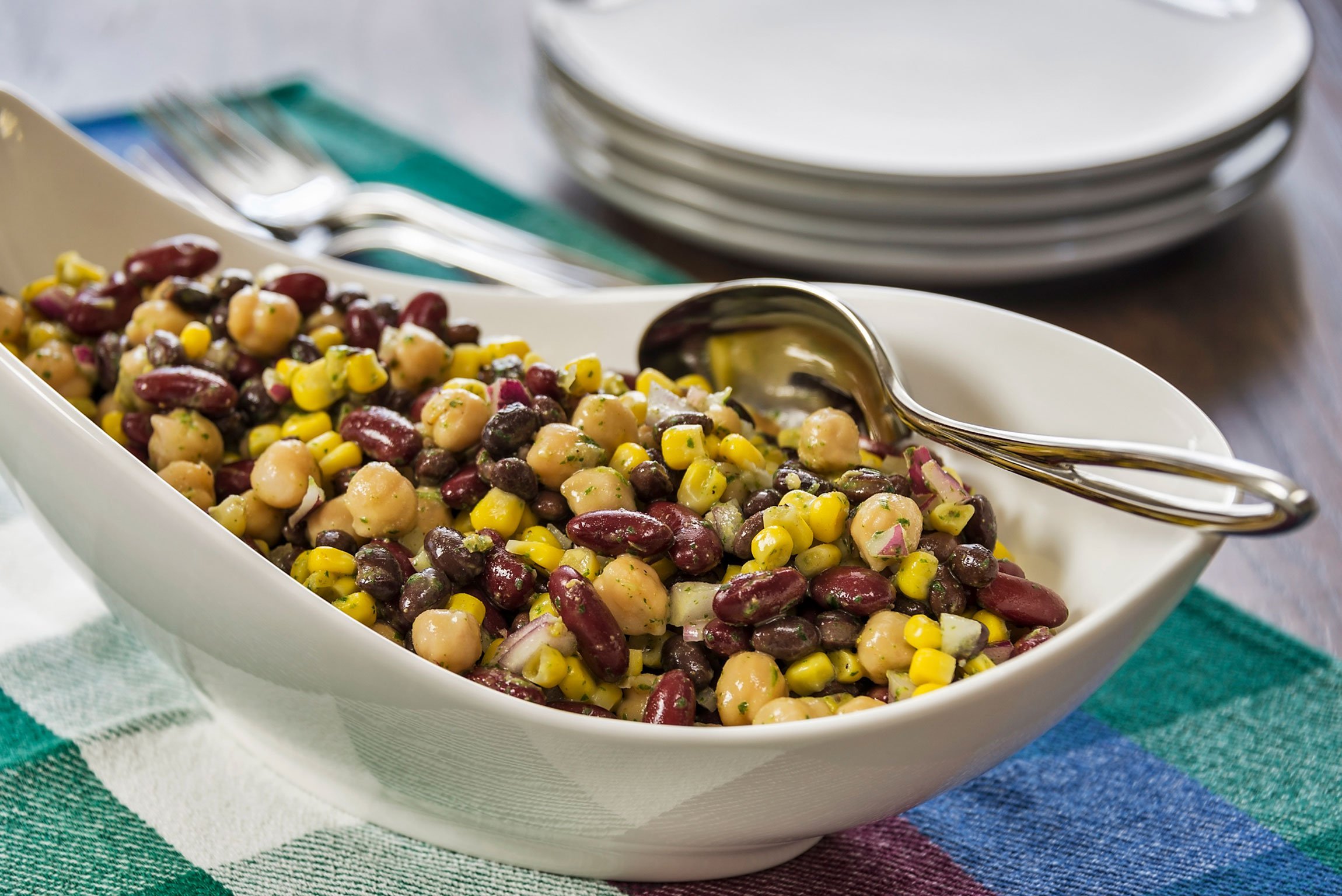 chickpeas corn and kidney bean salad