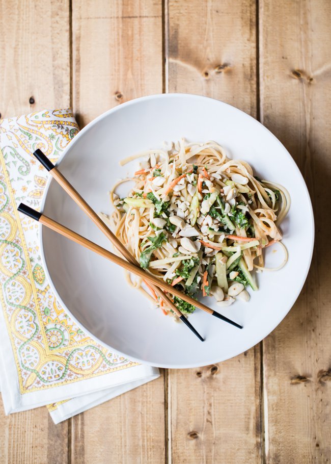 Healthy Lunch Recipes: Sweet and Spicy Cold Peanut Noodles