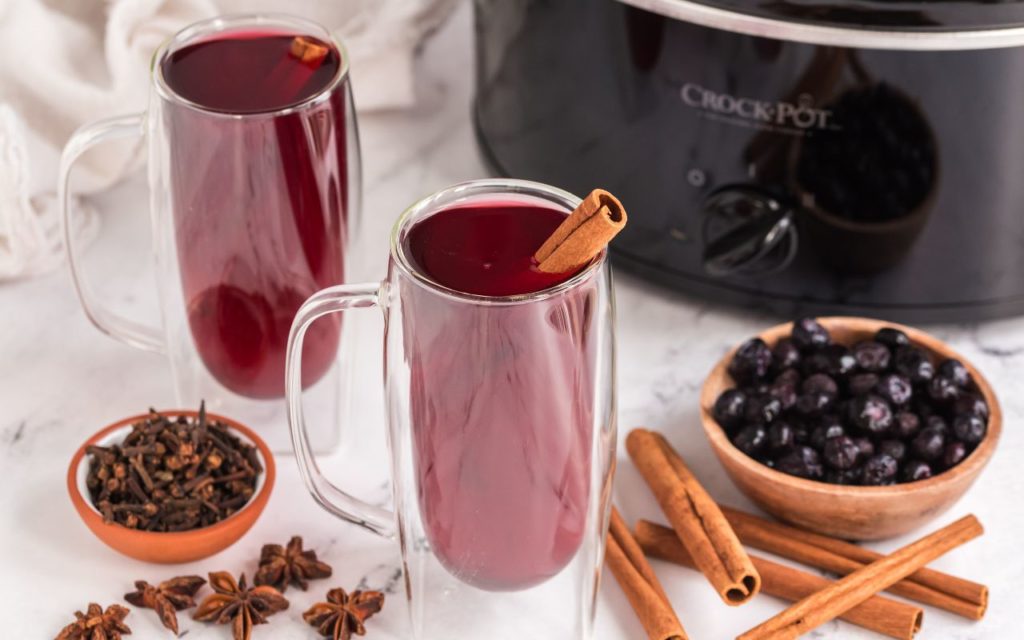 Blueberry Pomegranate Mulled Wine Recipe