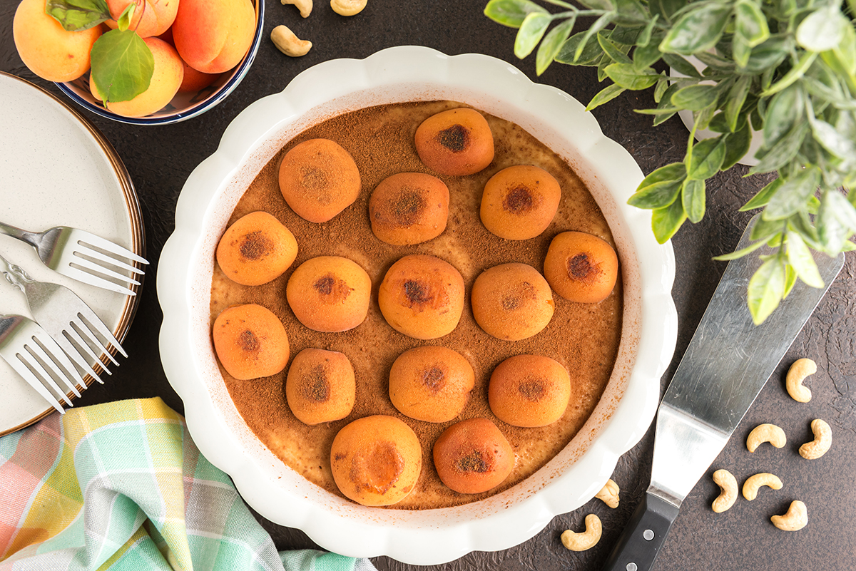 Cheesecake with Baked Apricots