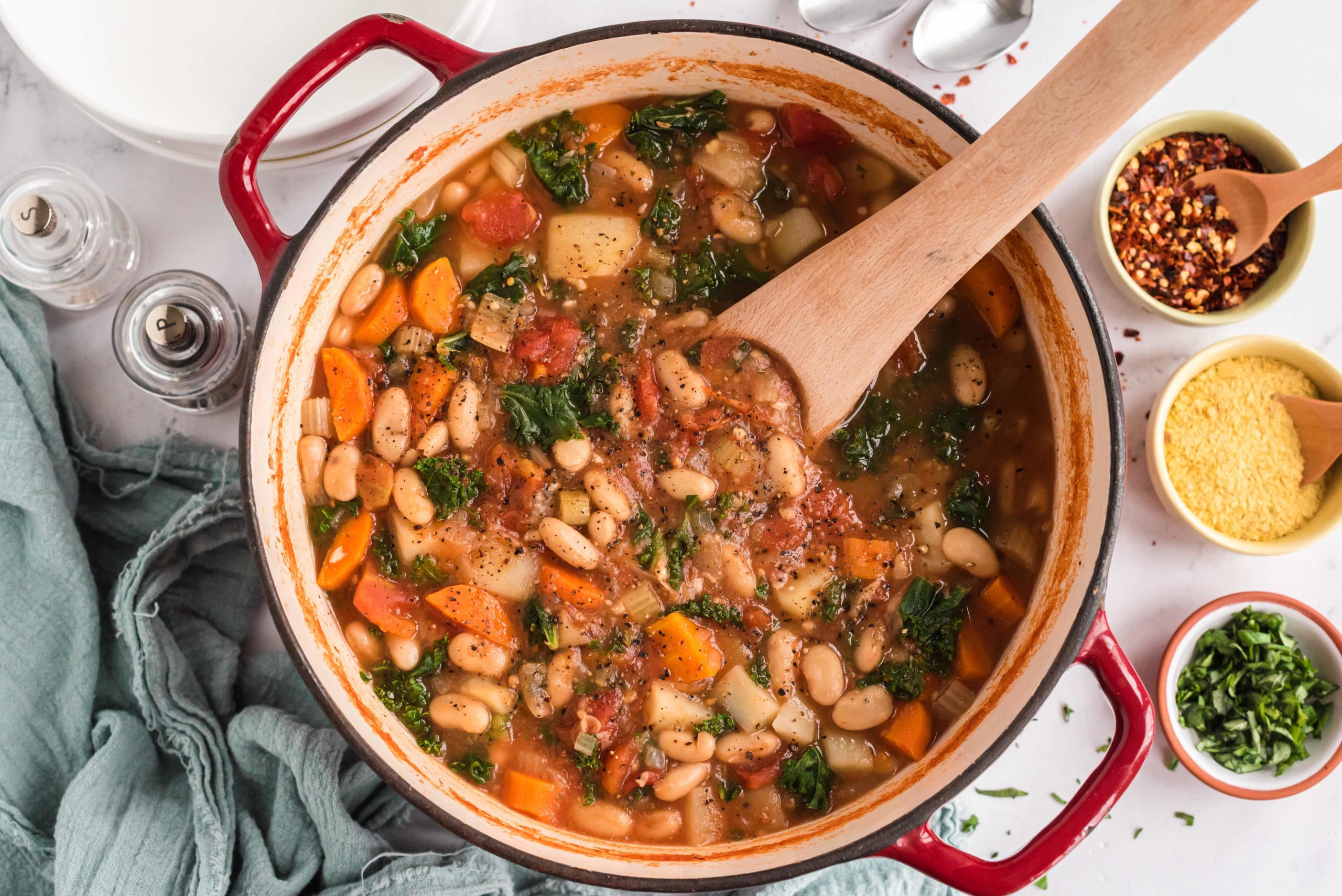 Energizing White Bean and Kale Soup