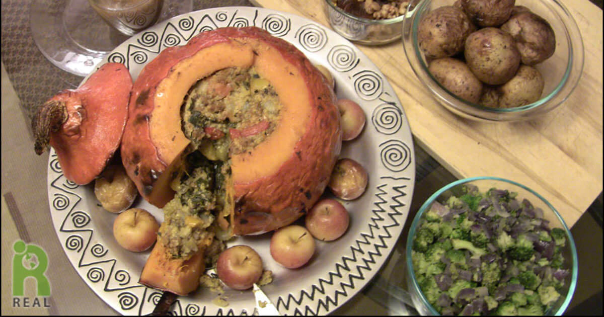 Plant-Based Thanksgiving Recipe for Stuffed Squash