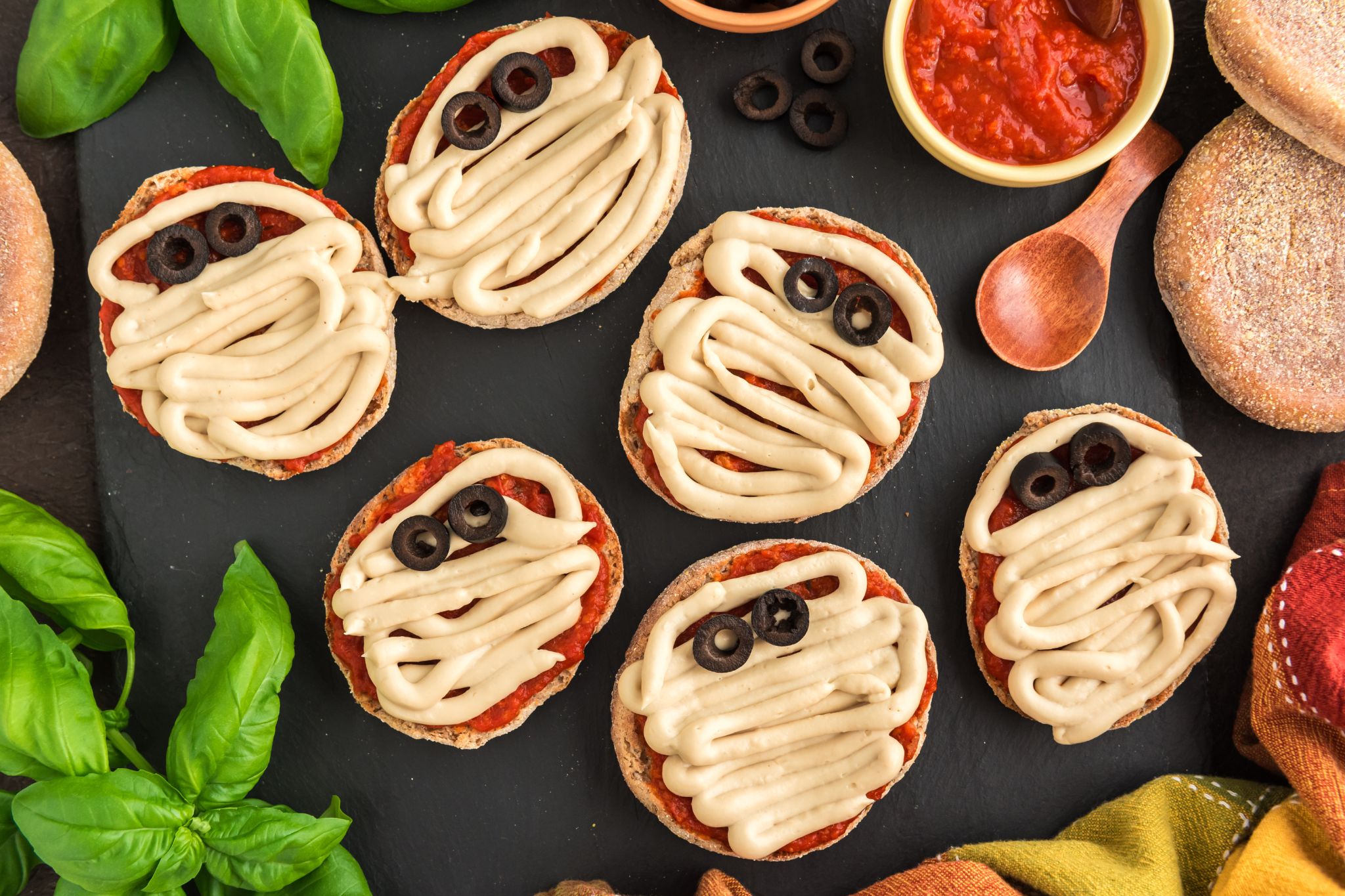 Mini Mummy Pizza Toast