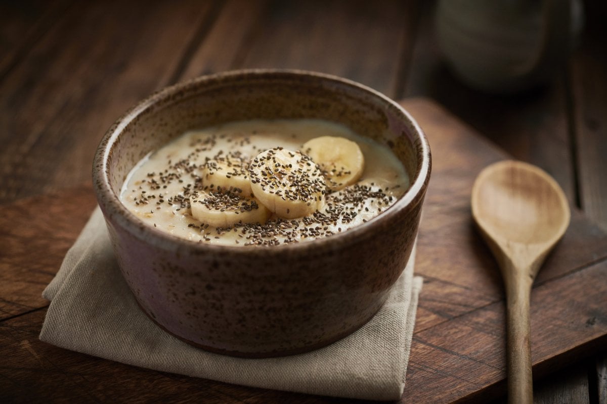 Chia seeds and bananas on oatmeal