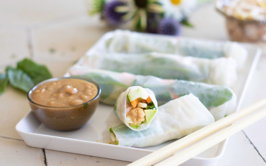 Spring Rolls With Peanut Dipping Sauce