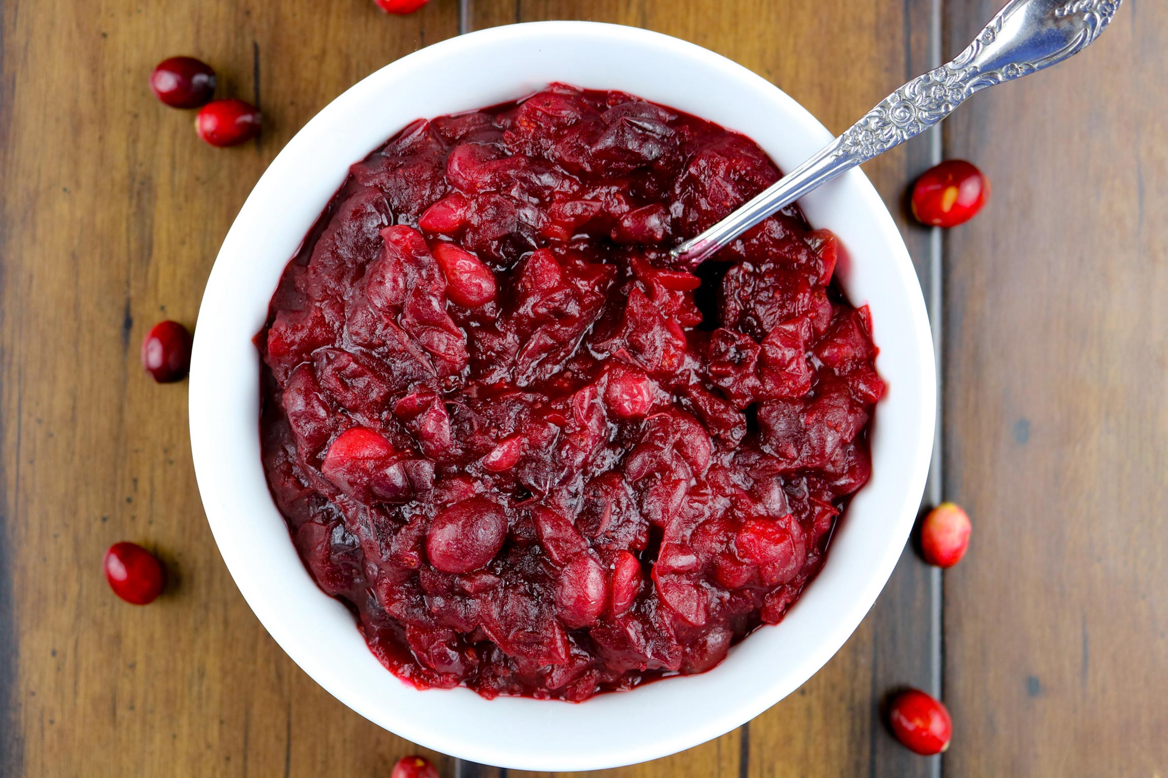 Healthy holiday food swaps: cranberry sauce