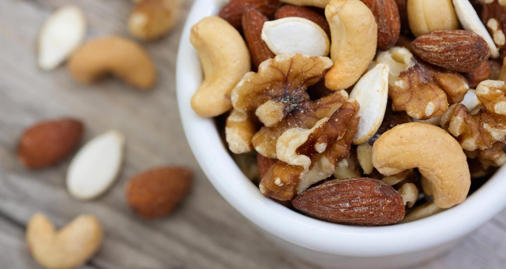 health benefits of nuts - nuts in a bowl