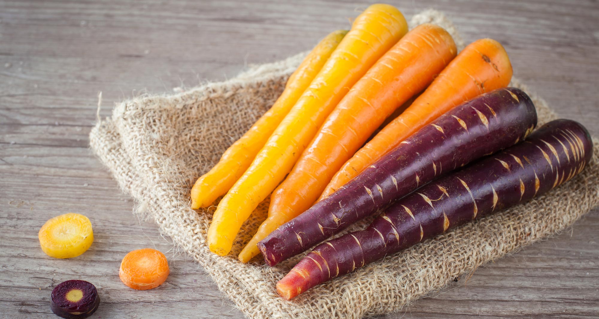 orange and purple carrots