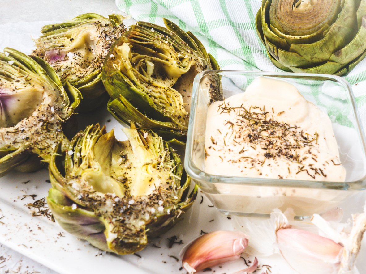 Steamed Artichokes with Aioli