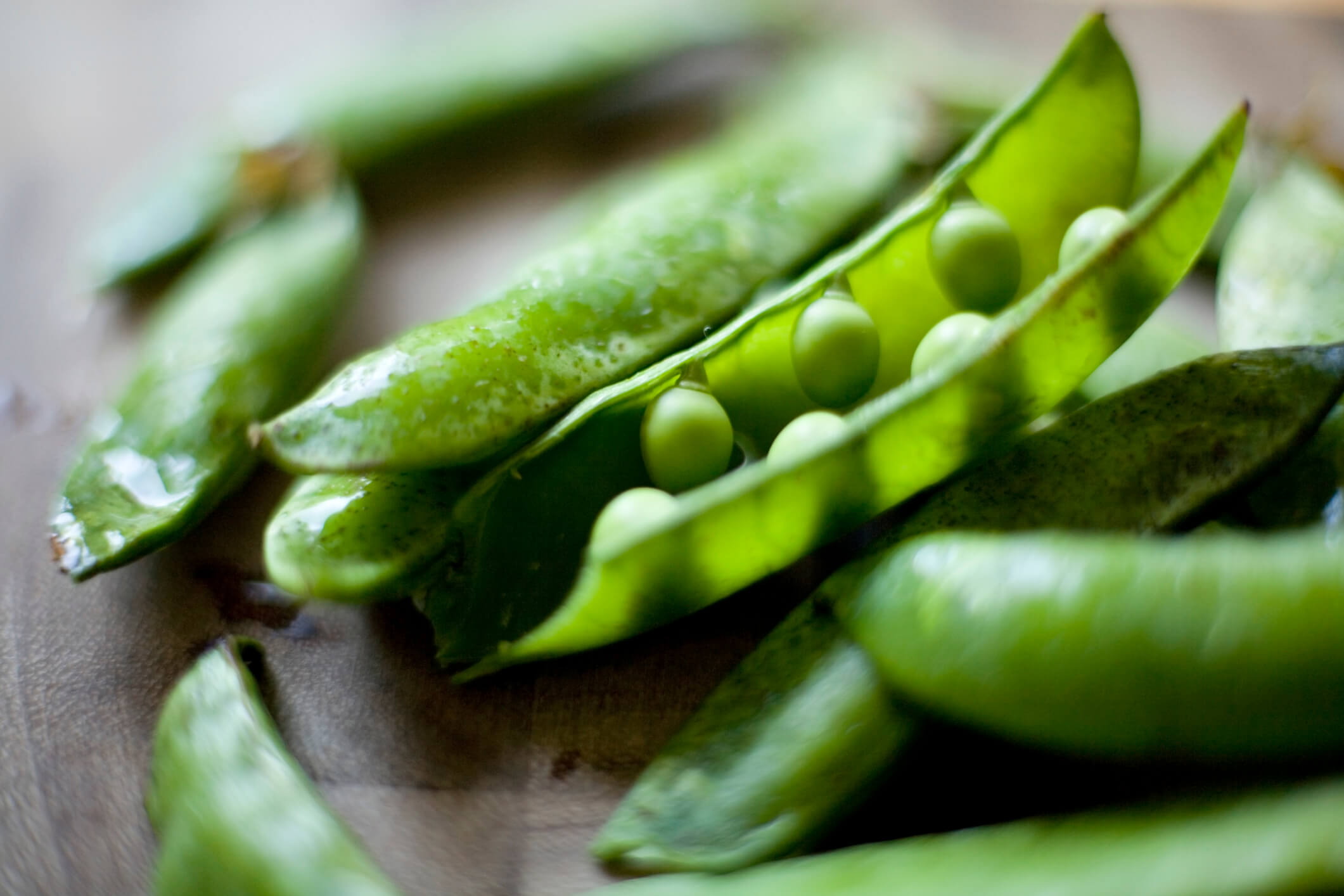 Spring vegetables and fruits: peas