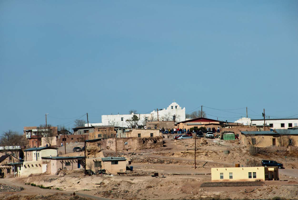 native indian laguna pueblo on route 66