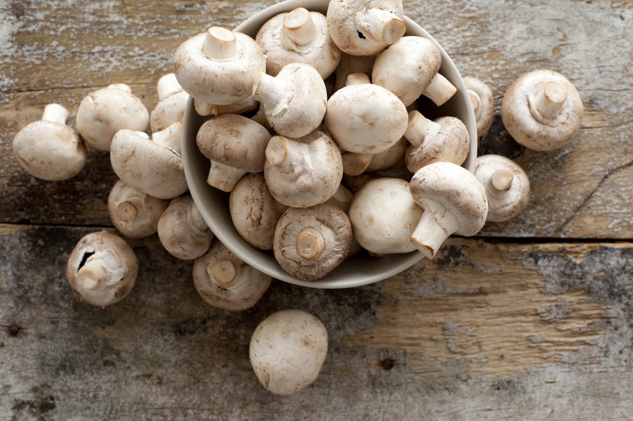 Fresh whole white button mushrooms