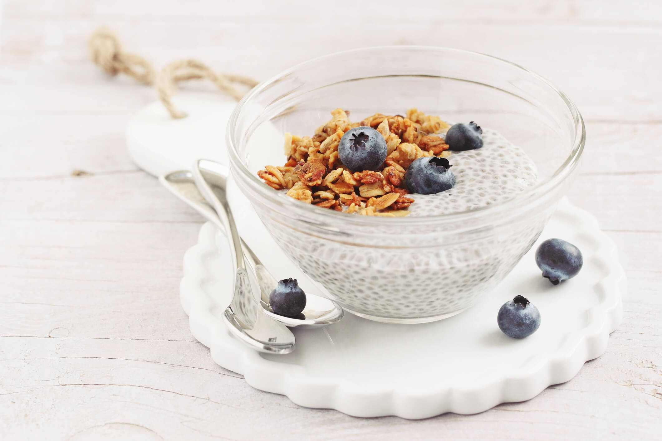 Healthy breakfasts include blueberry chia porridge