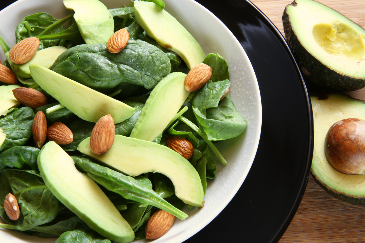 salad bowl avocado spinach almonds