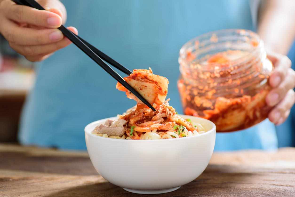 kimchi with noodles