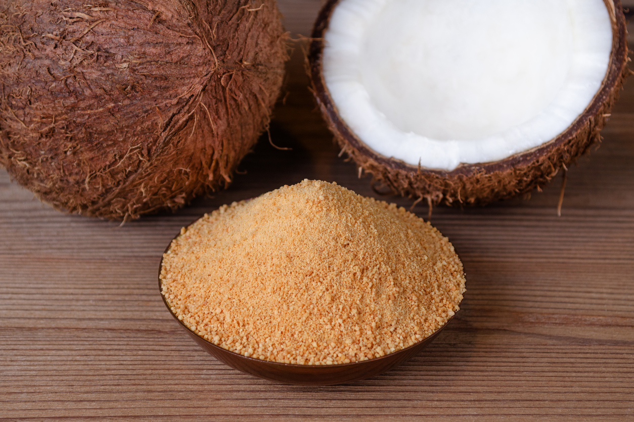 organic coconut sugar, healthy alternative, wooden background