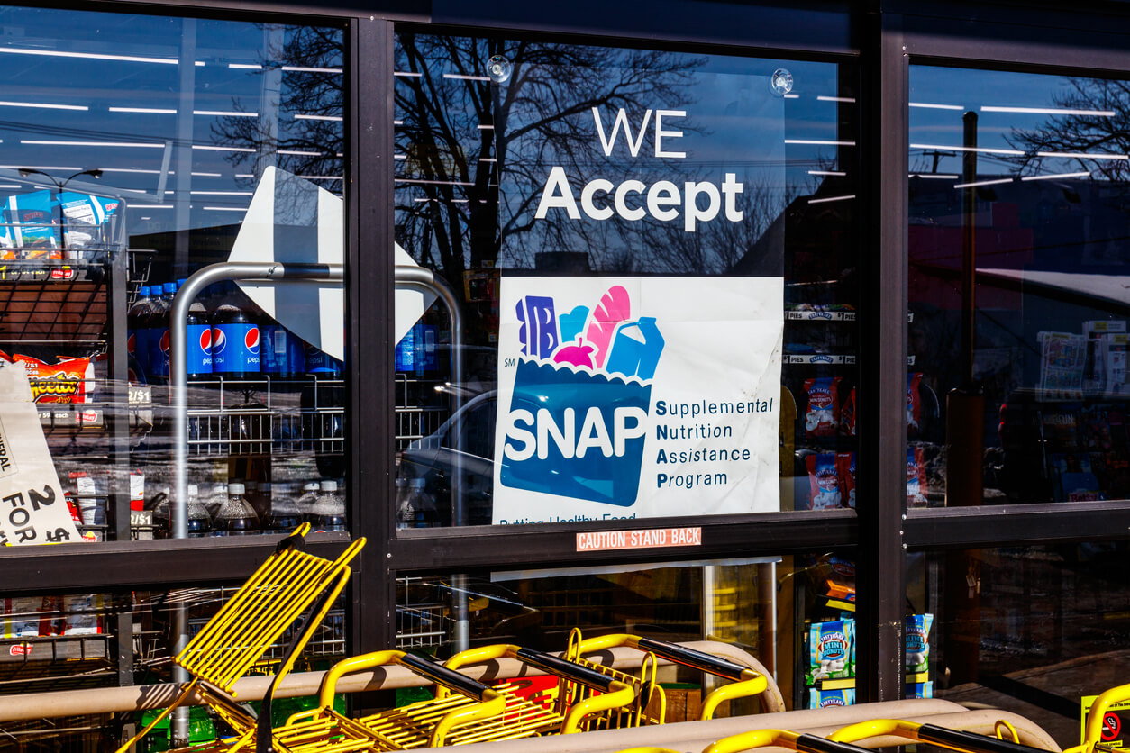 a sign at a retailer we accept SNAP