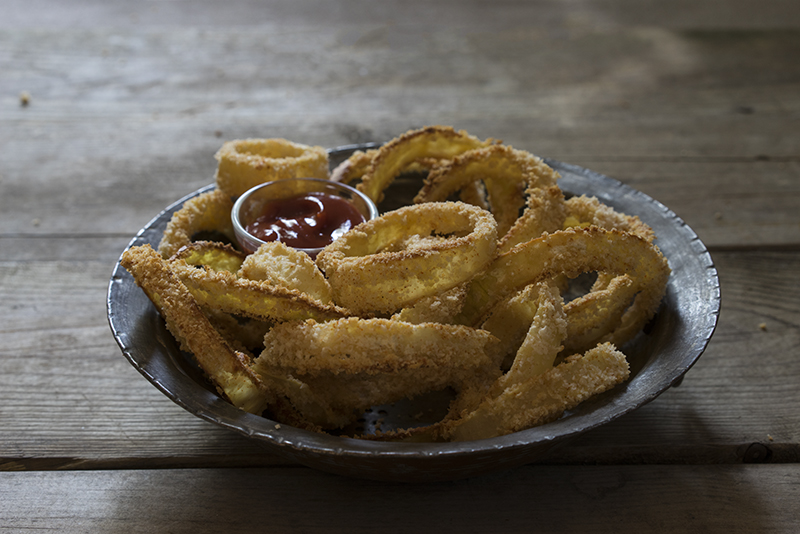 onion rings in bowl