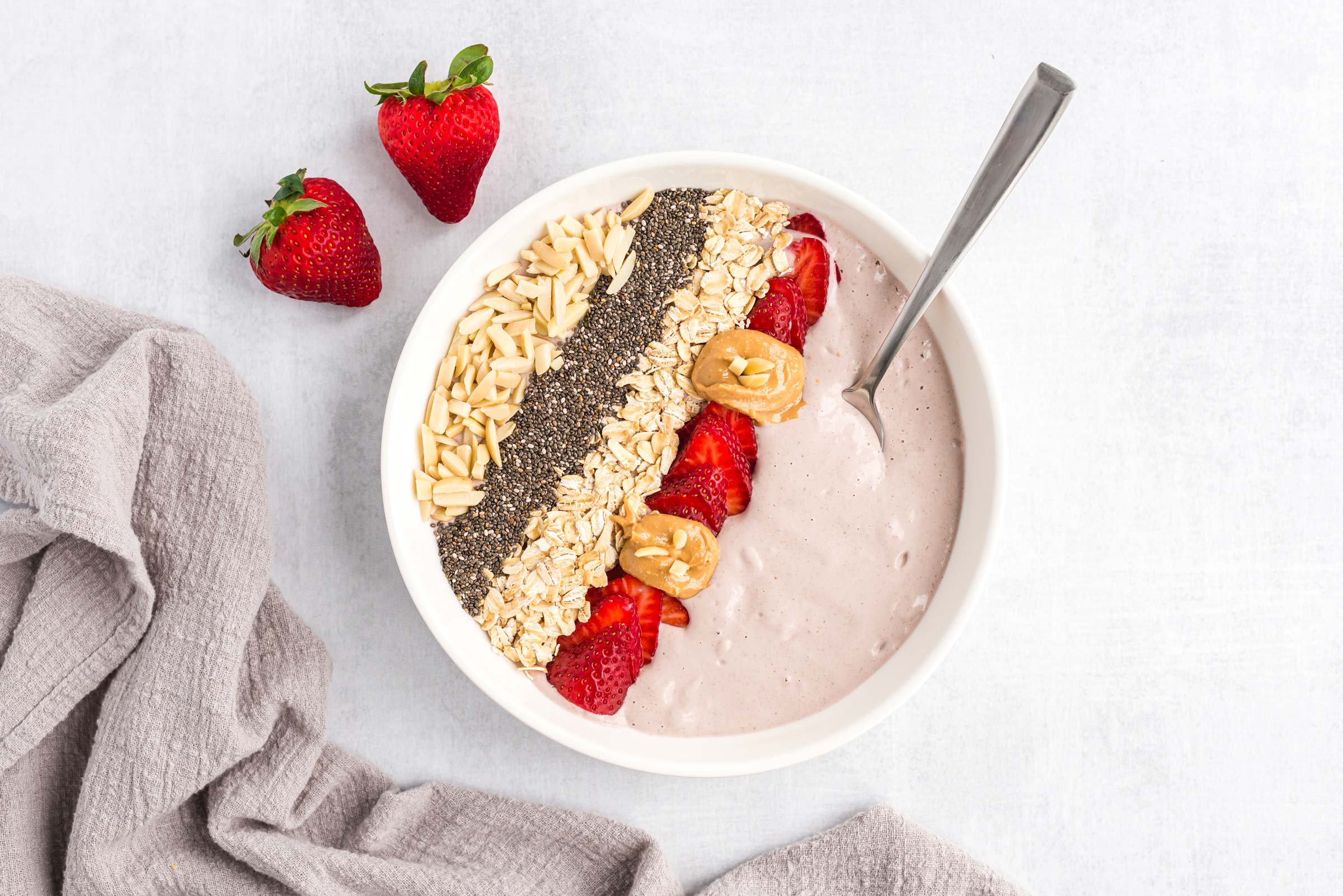 strawberries and cream smoothie bowl