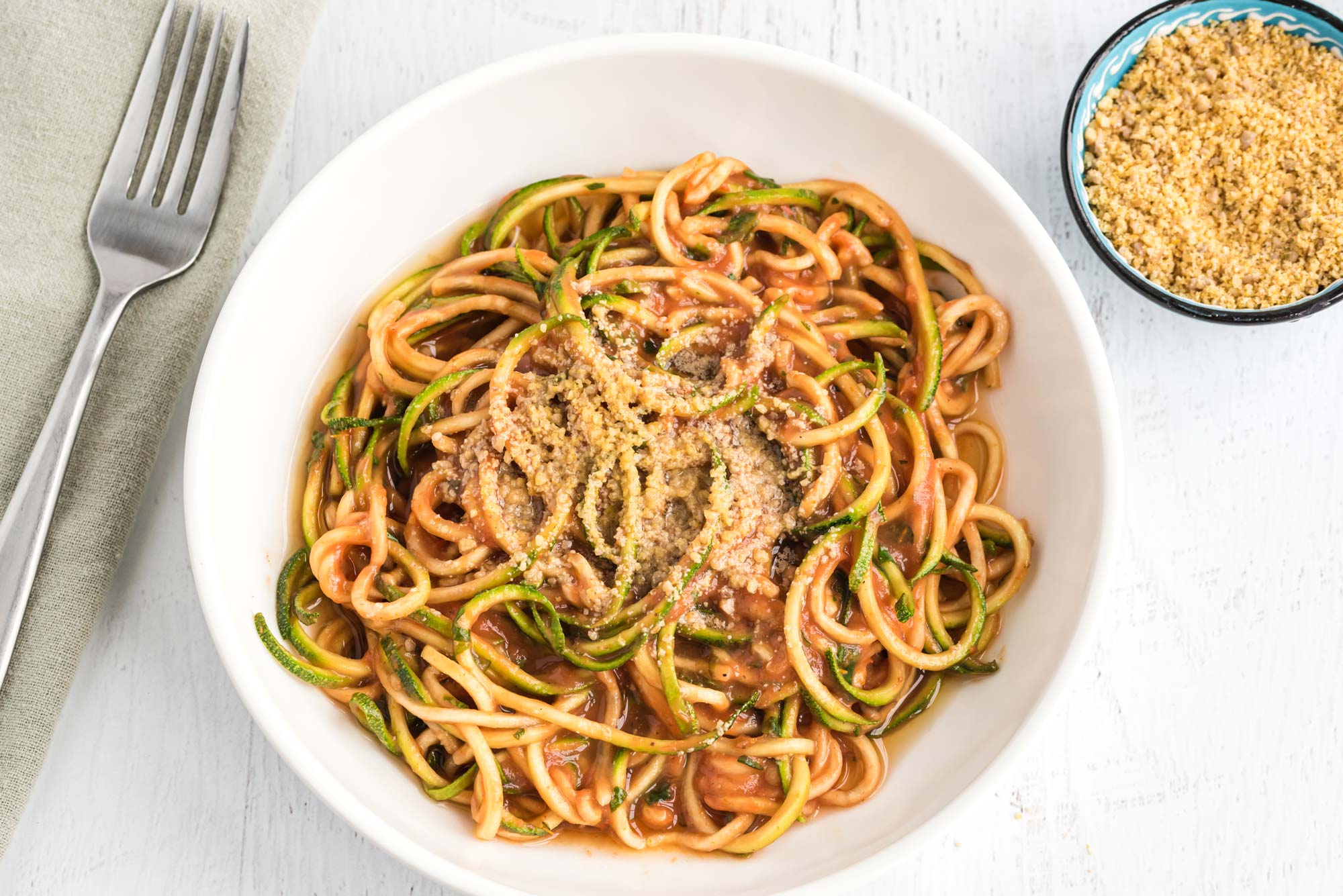 zucchini noodles with raw marinara sauce